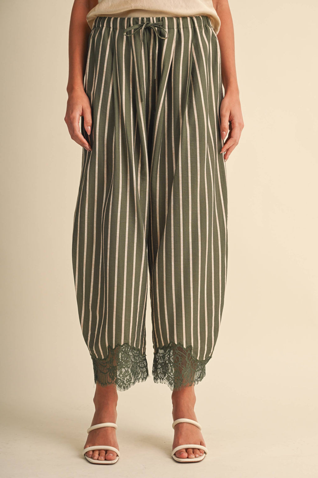 IP1597 LACE HEM STRIPED BARREL CULOTTES