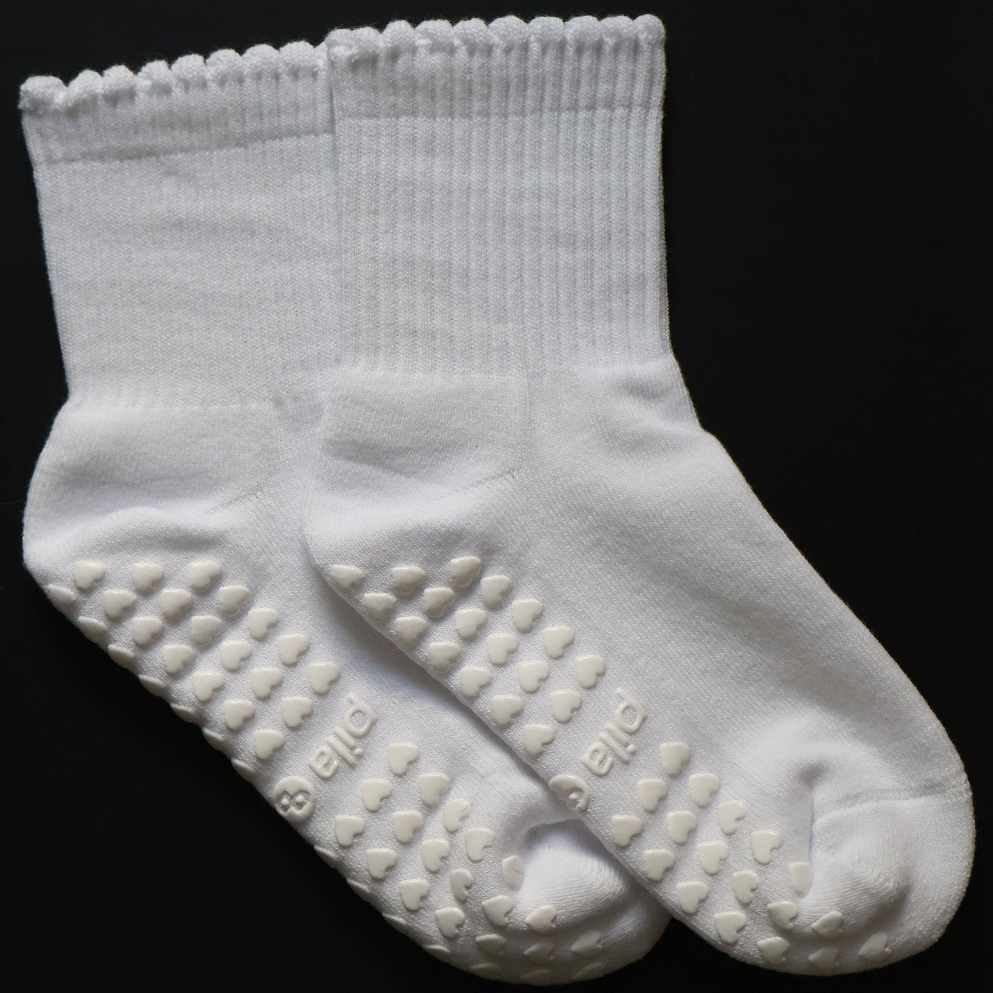 PILA Plain Best Grip Socks - White Ruffle
