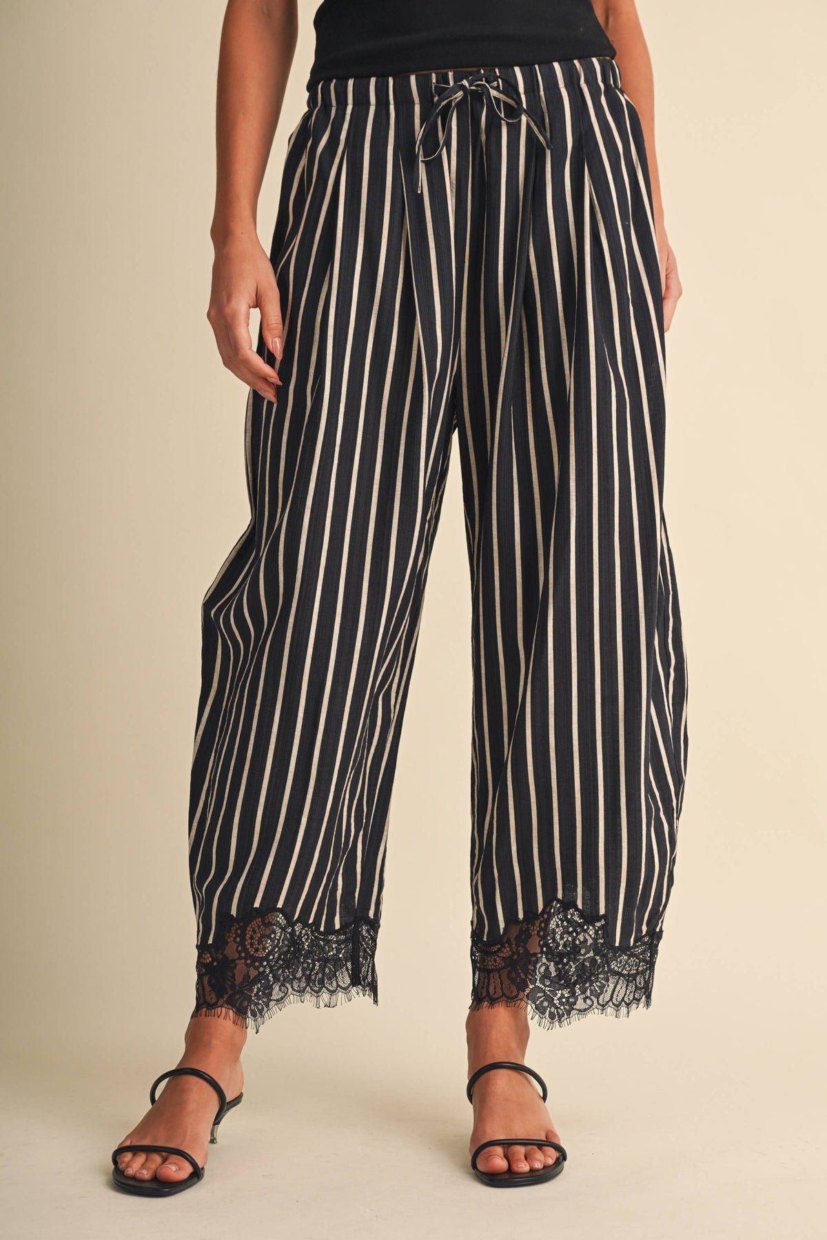 IP1597 LACE HEM STRIPED BARREL CULOTTES