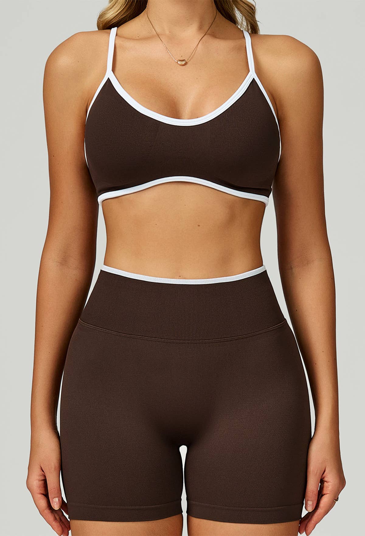 Trimmed Sport Set