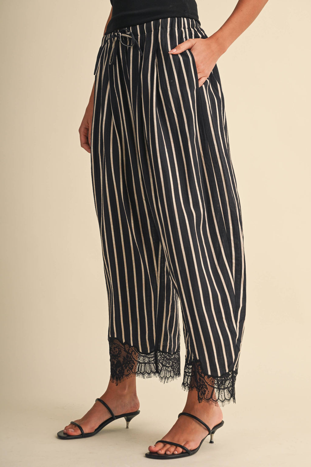 IP1597 LACE HEM STRIPED BARREL CULOTTES