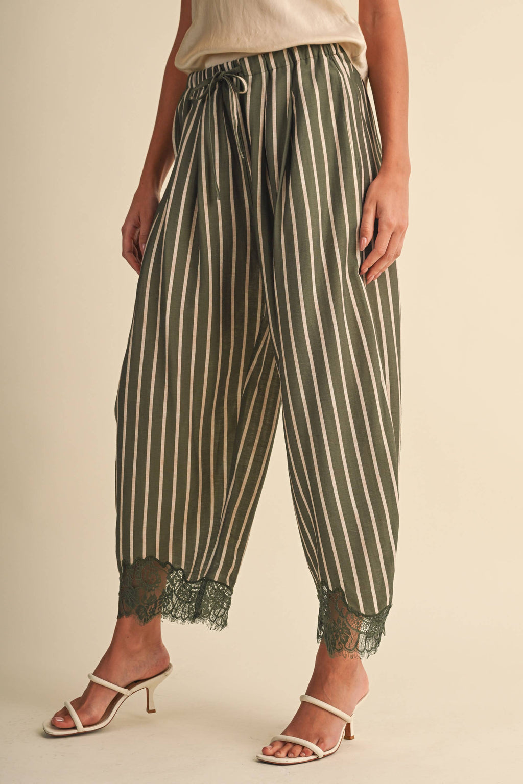 IP1597 LACE HEM STRIPED BARREL CULOTTES