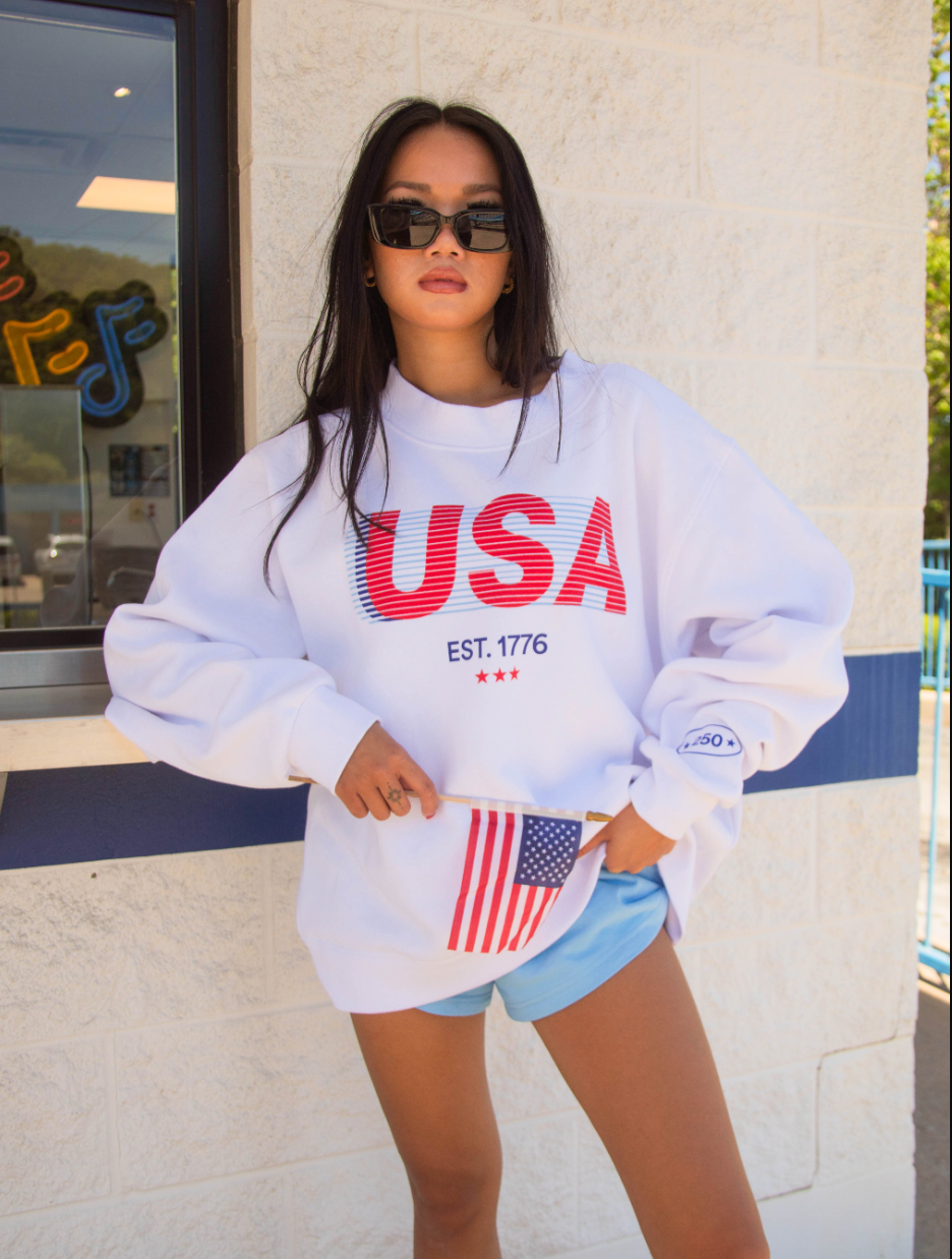 USA 250TH MOCKNECK