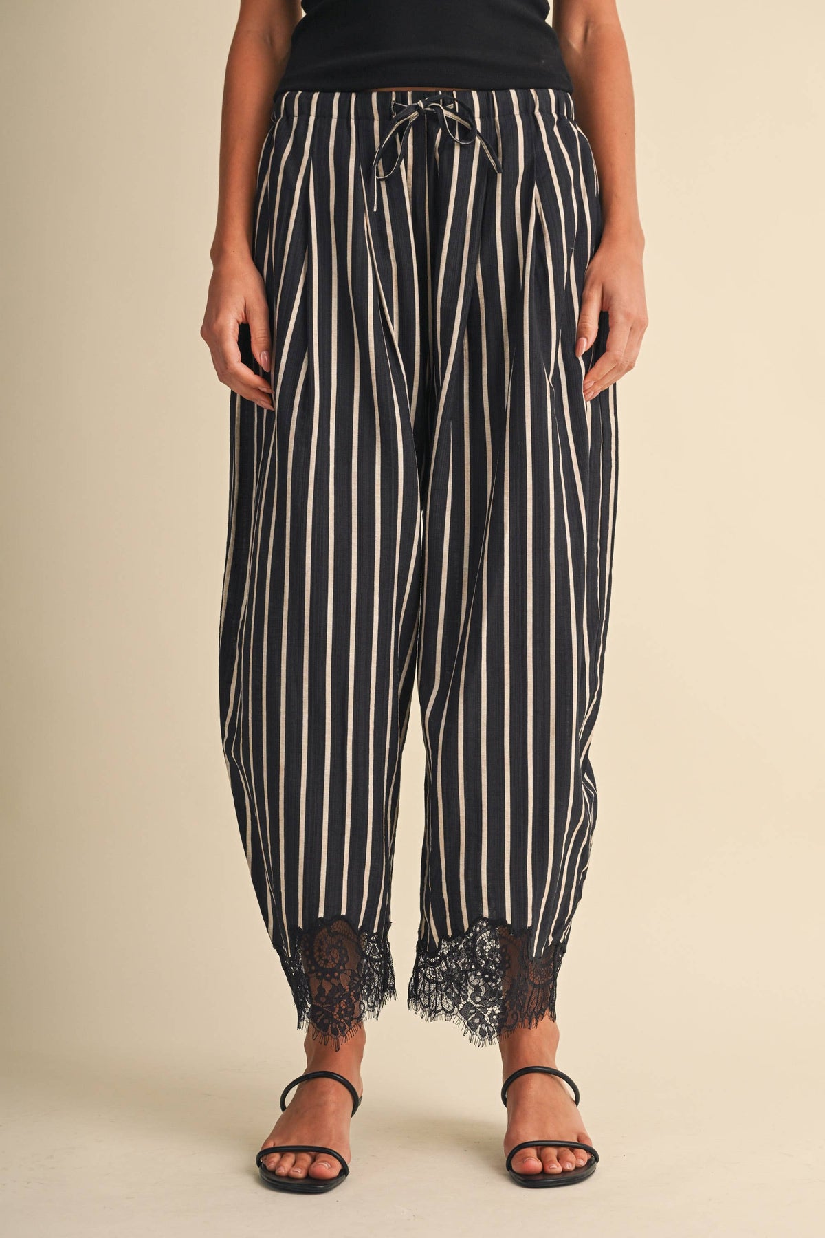 IP1597 LACE HEM STRIPED BARREL CULOTTES