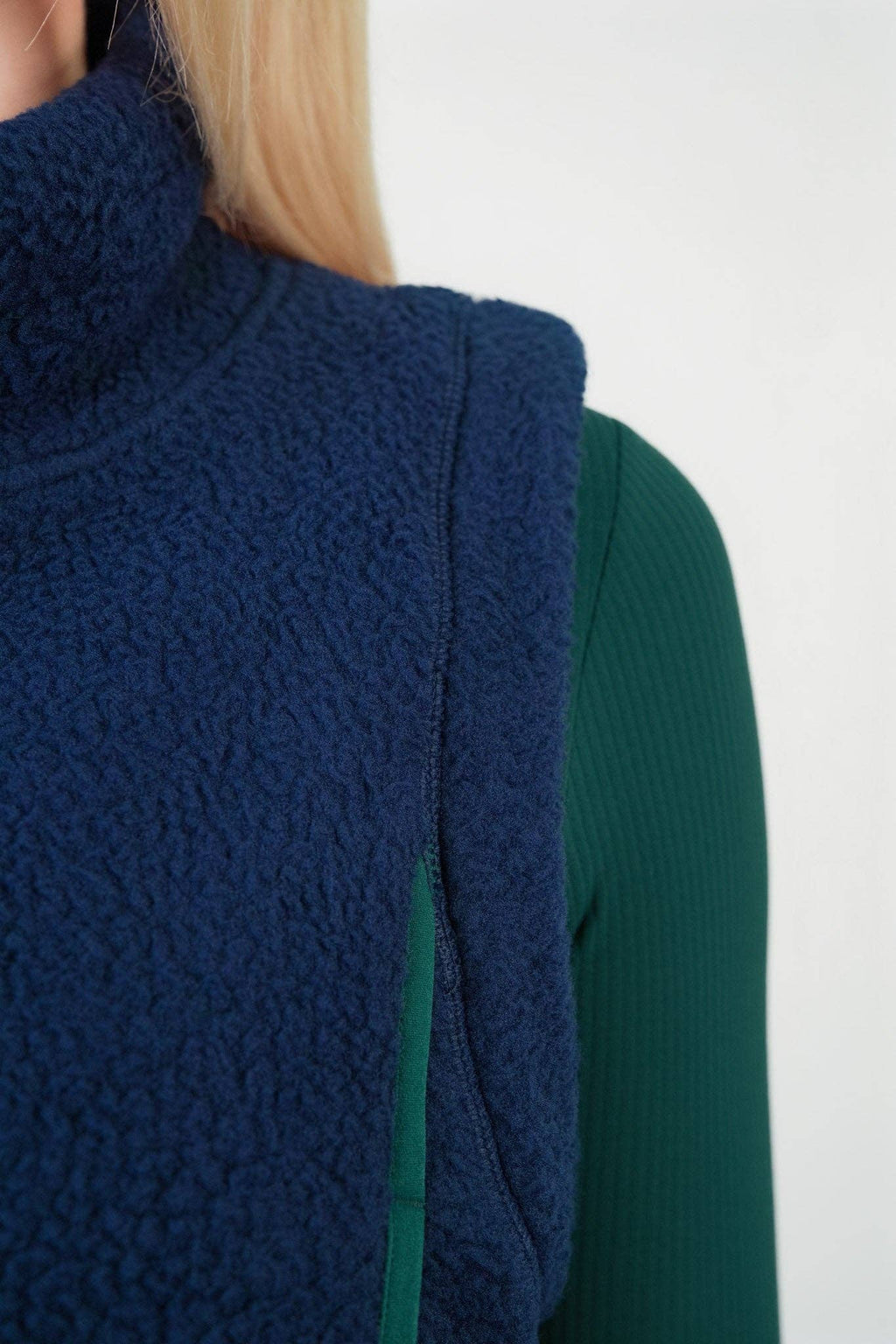 Vitality Polar Fleece Cropped Vest - Oxford